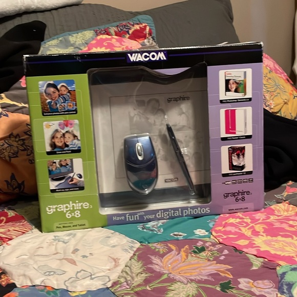 Computer Drawing Tablet - Picture 2 of 3